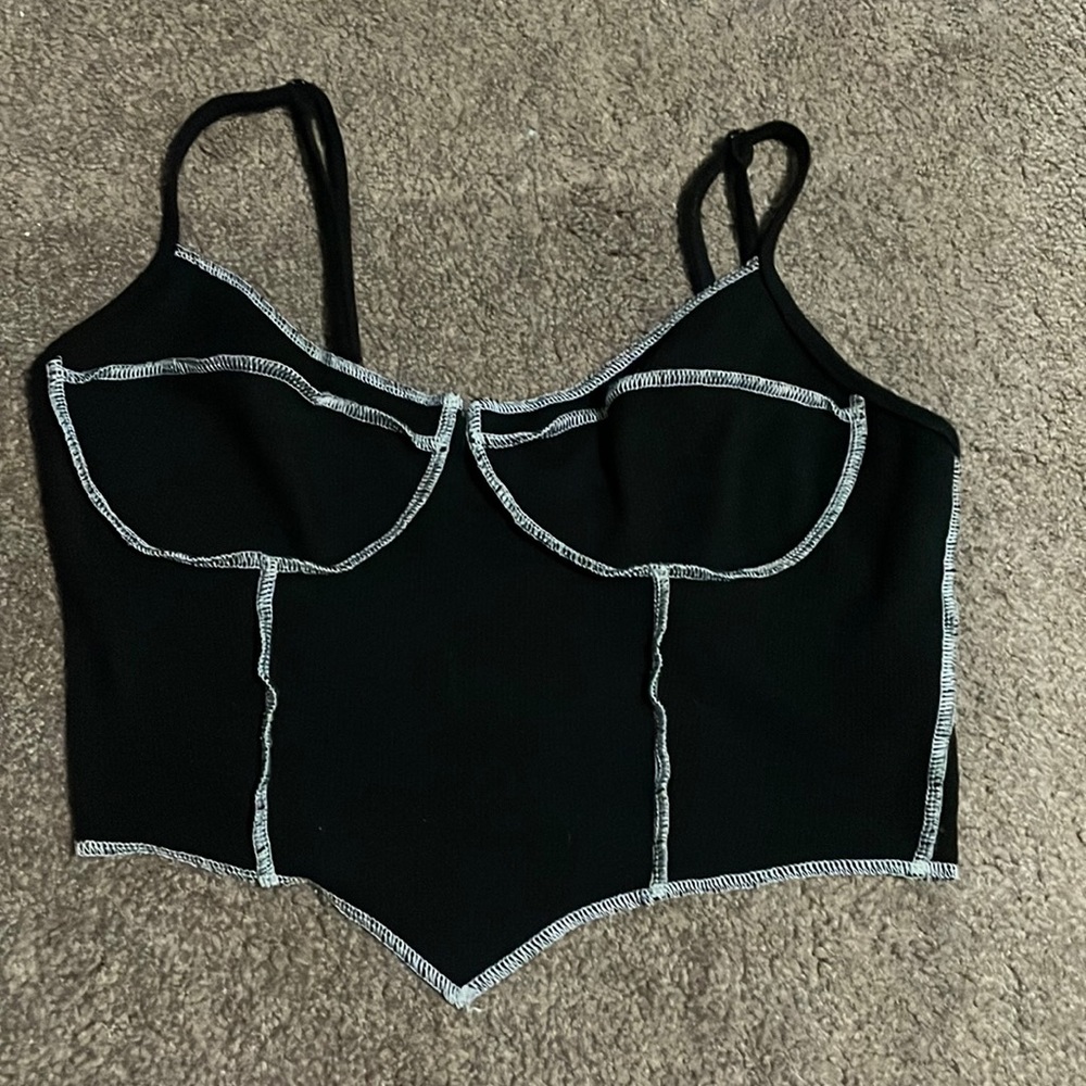 Black and white crop top from SHEIN, Xs